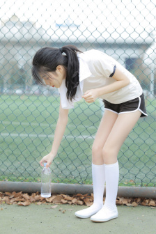 漫漫帝王路浓浓美人情
